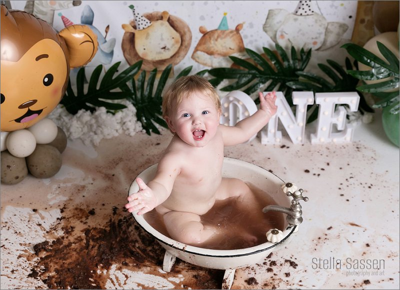 20220917 ryan cake smash 18
